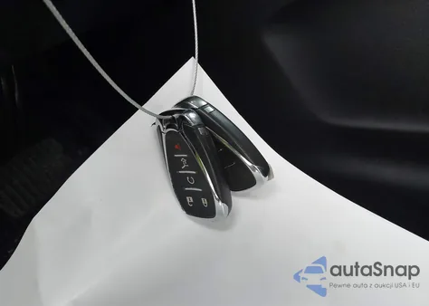 2020 Chevrolet Equinox Awd Lt 1.5L Turbo z USA, uszkodzony, nr VIN 2GNAXUEV4L6169128